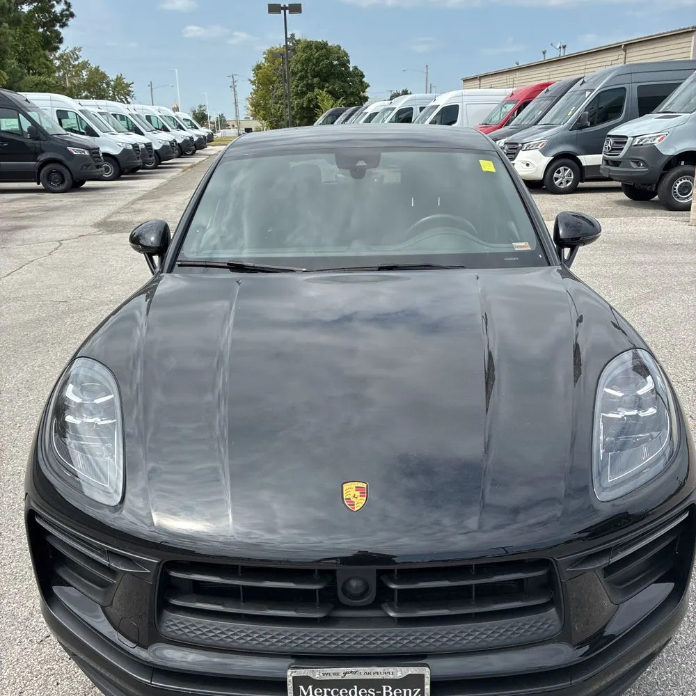 2023 Porsche Macan T