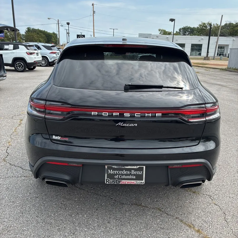 2023 Porsche Macan T