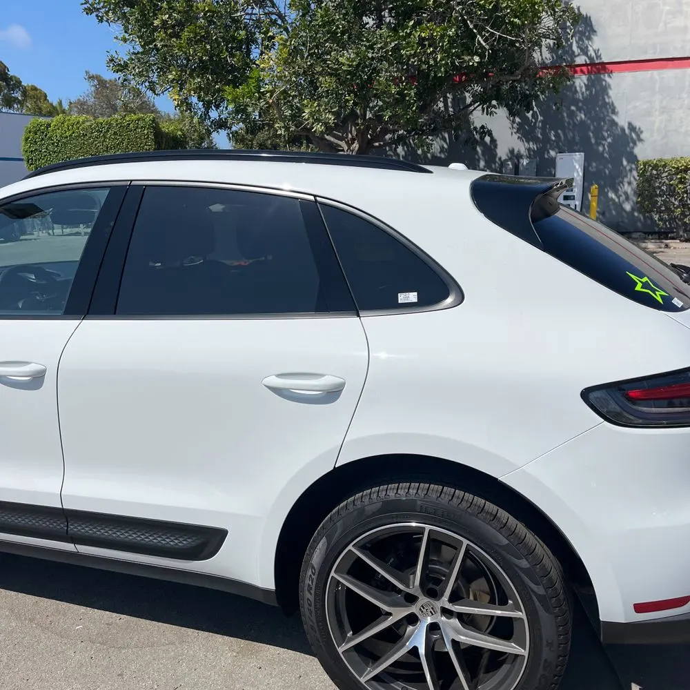 2023 Porsche Macan Base