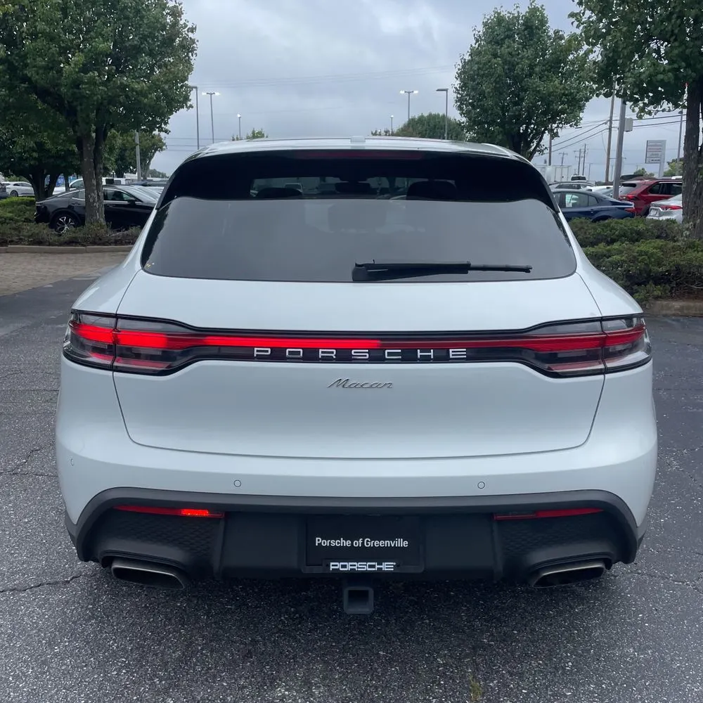 2024 Porsche Macan Base
