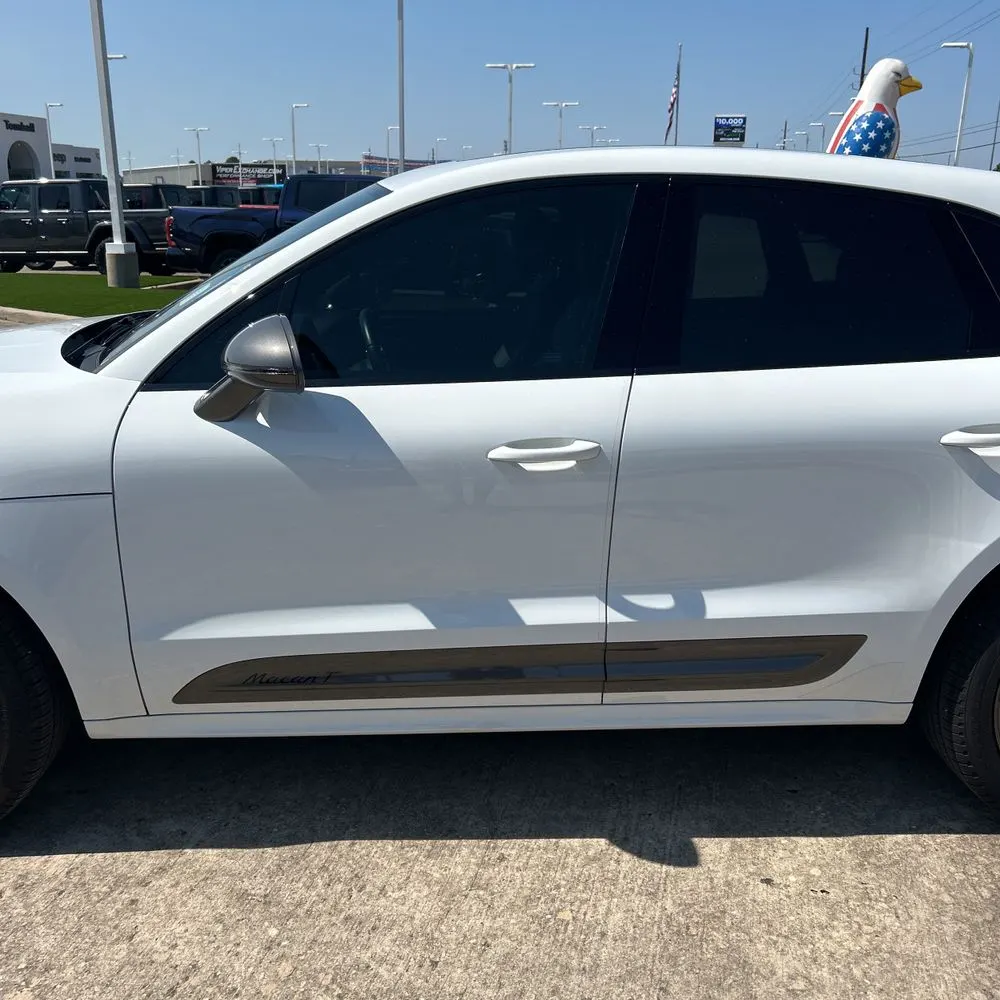 2024 Porsche Macan Base