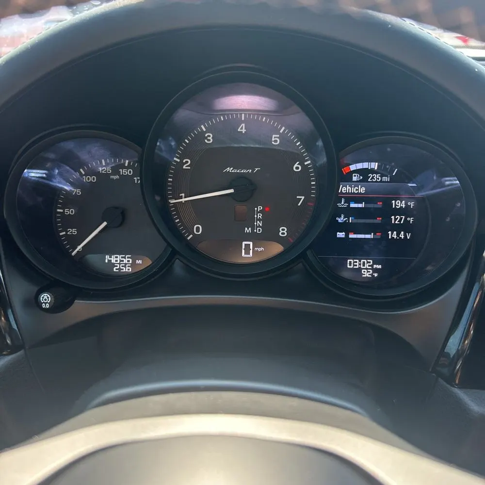 2024 Porsche Macan Base