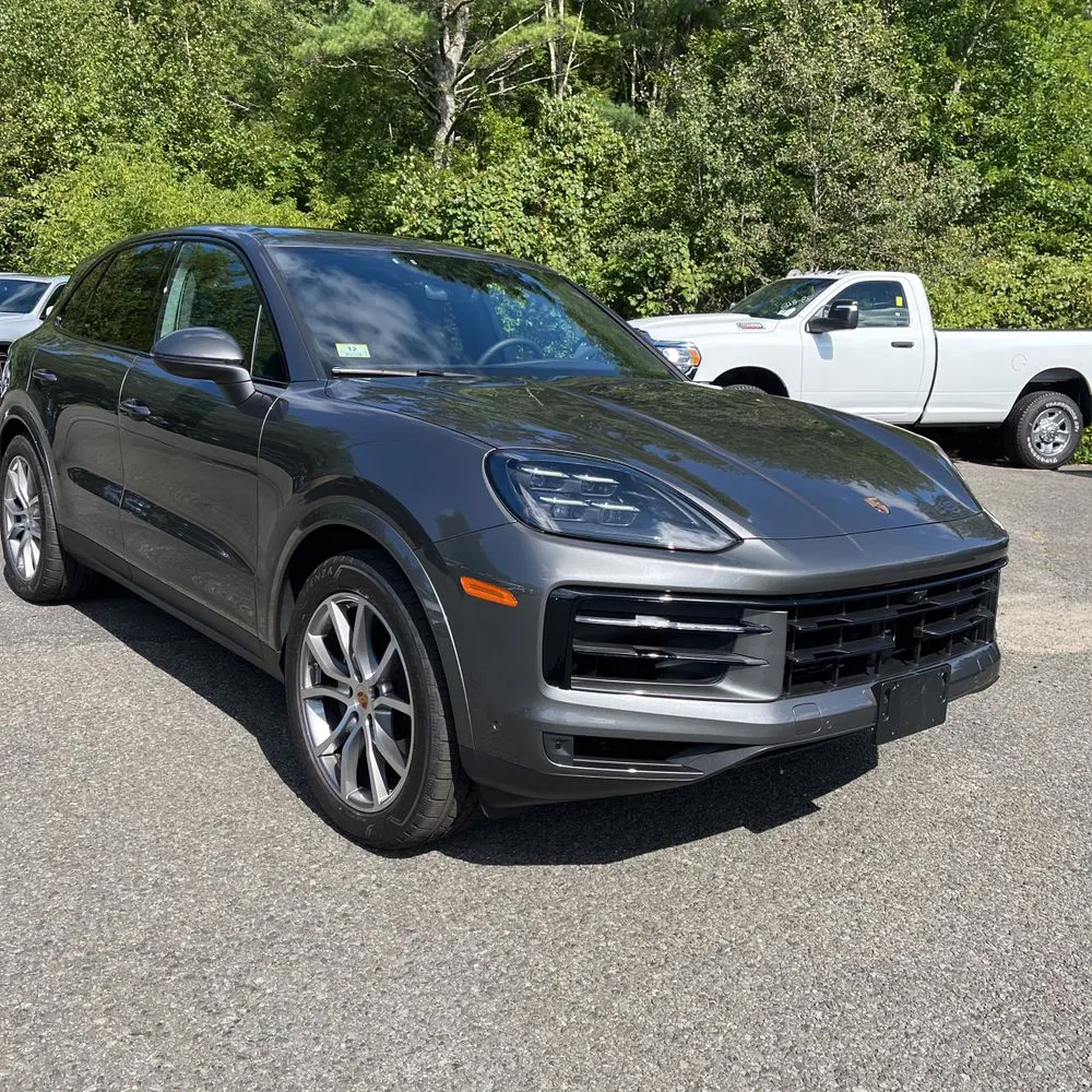 2025 Porsche Cayenne S 4D SUV