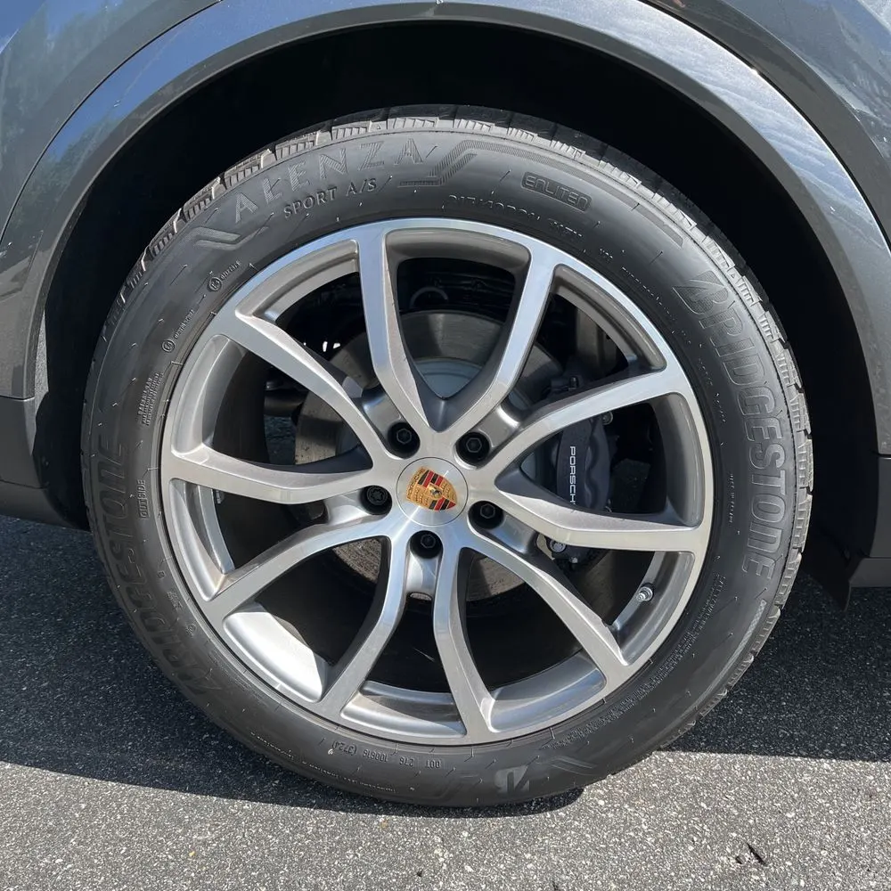 2025 Porsche Cayenne S 4D SUV