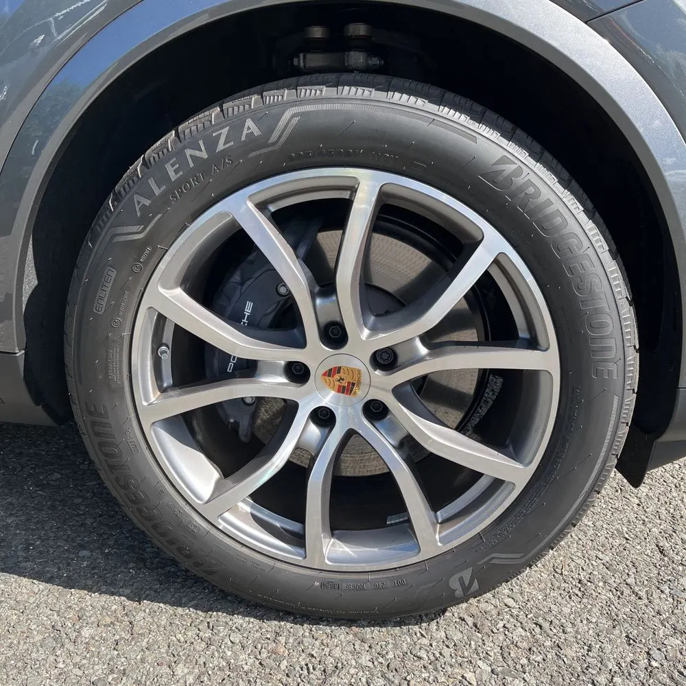 2025 Porsche Cayenne S 4D SUV