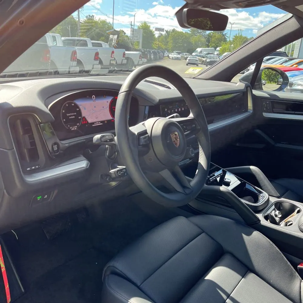 2025 Porsche Cayenne S 4D SUV