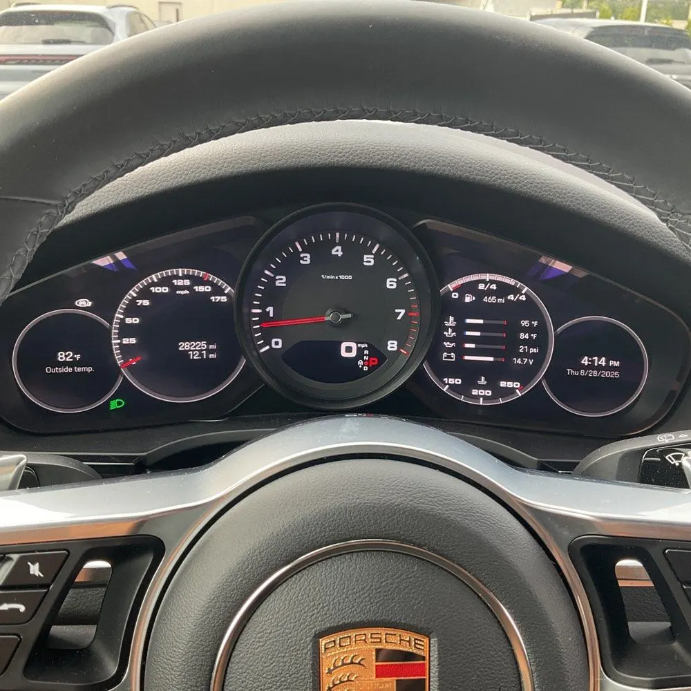 2023 Porsche Cayenne Base