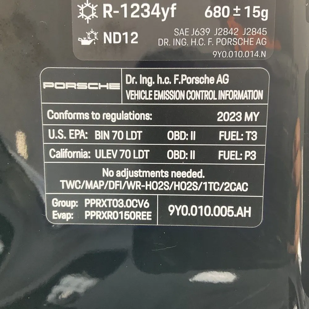 2023 Porsche Cayenne Base