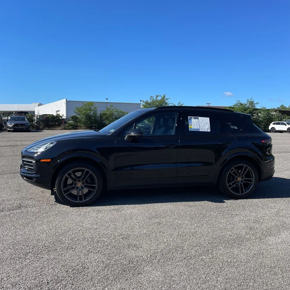 2022 Porsche Cayenne Platinum Edition