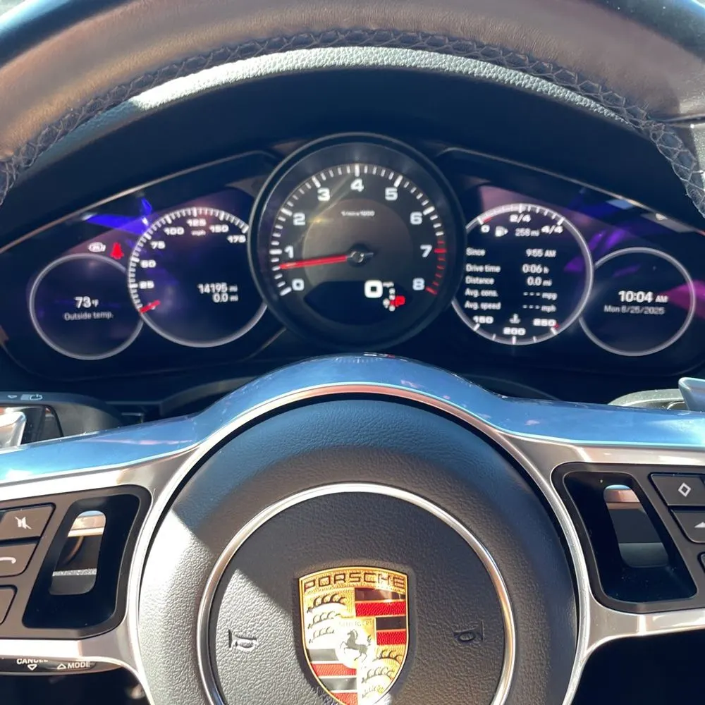 2022 Porsche Cayenne Platinum Edition
