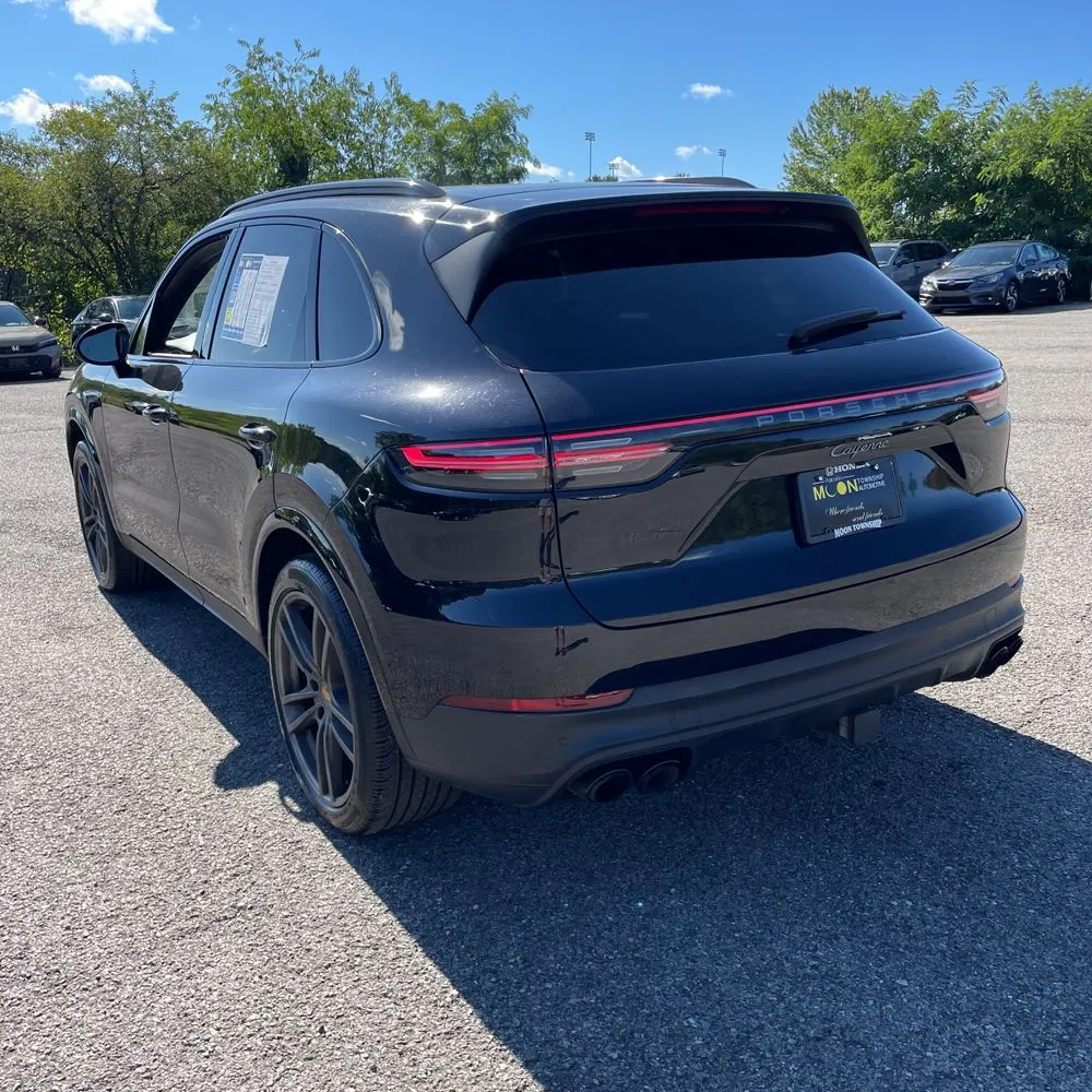 2022 Porsche Cayenne Platinum Edition