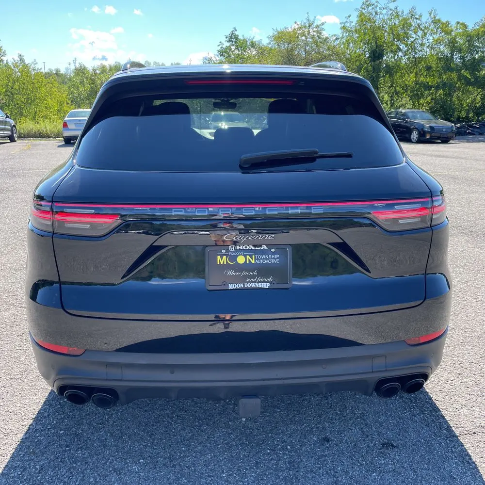 2022 Porsche Cayenne Platinum Edition