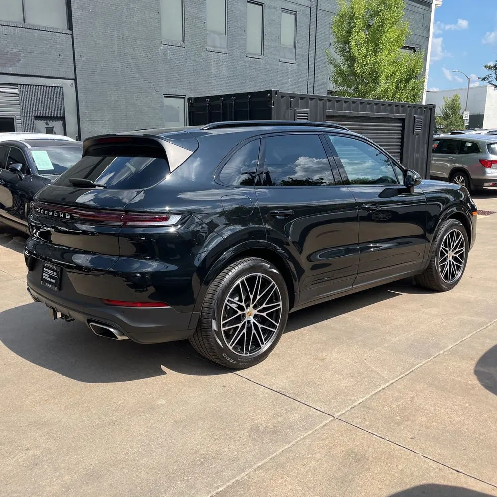 2024 Porsche Cayenne Base