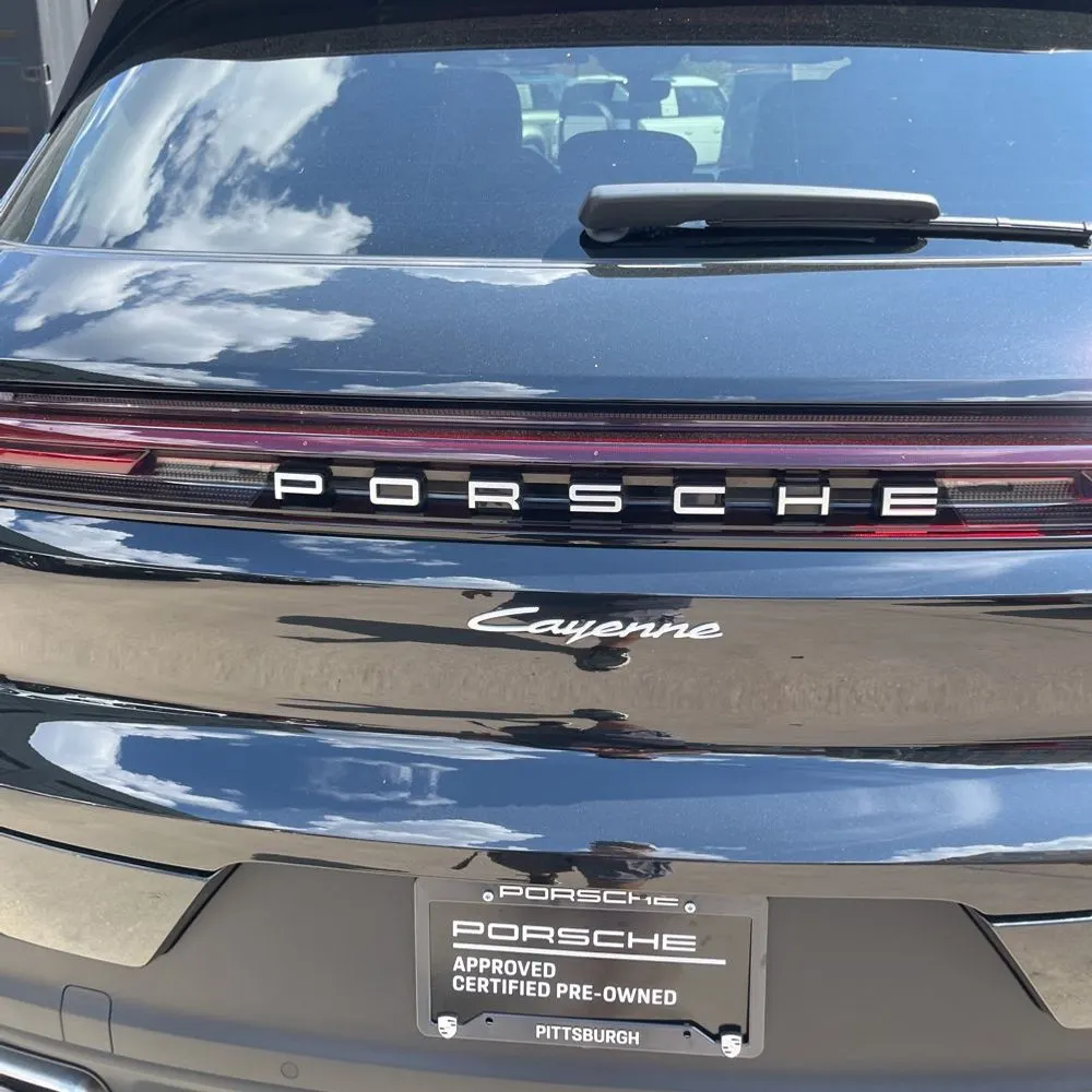 2024 Porsche Cayenne Base