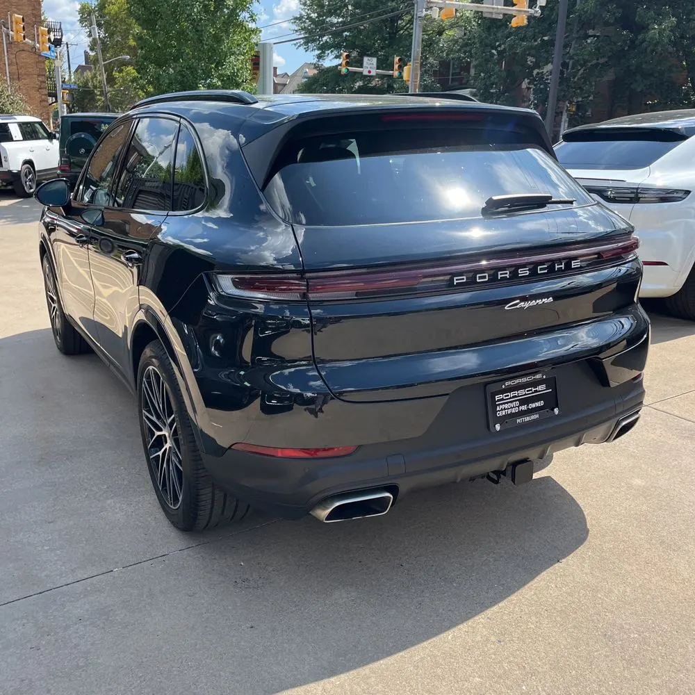 2024 Porsche Cayenne Base