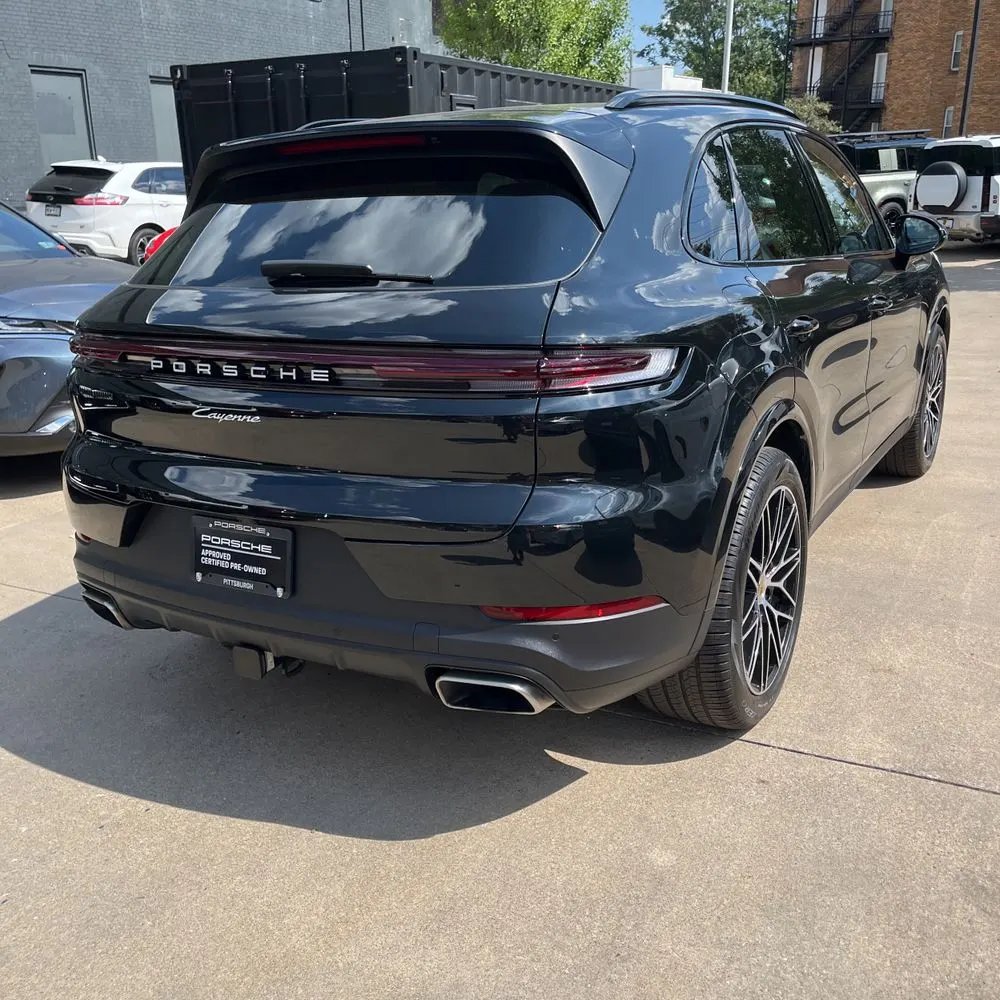 2024 Porsche Cayenne Base