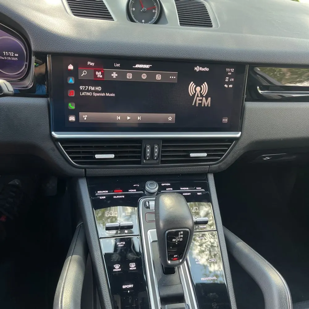 2022 Porsche Cayenne Base