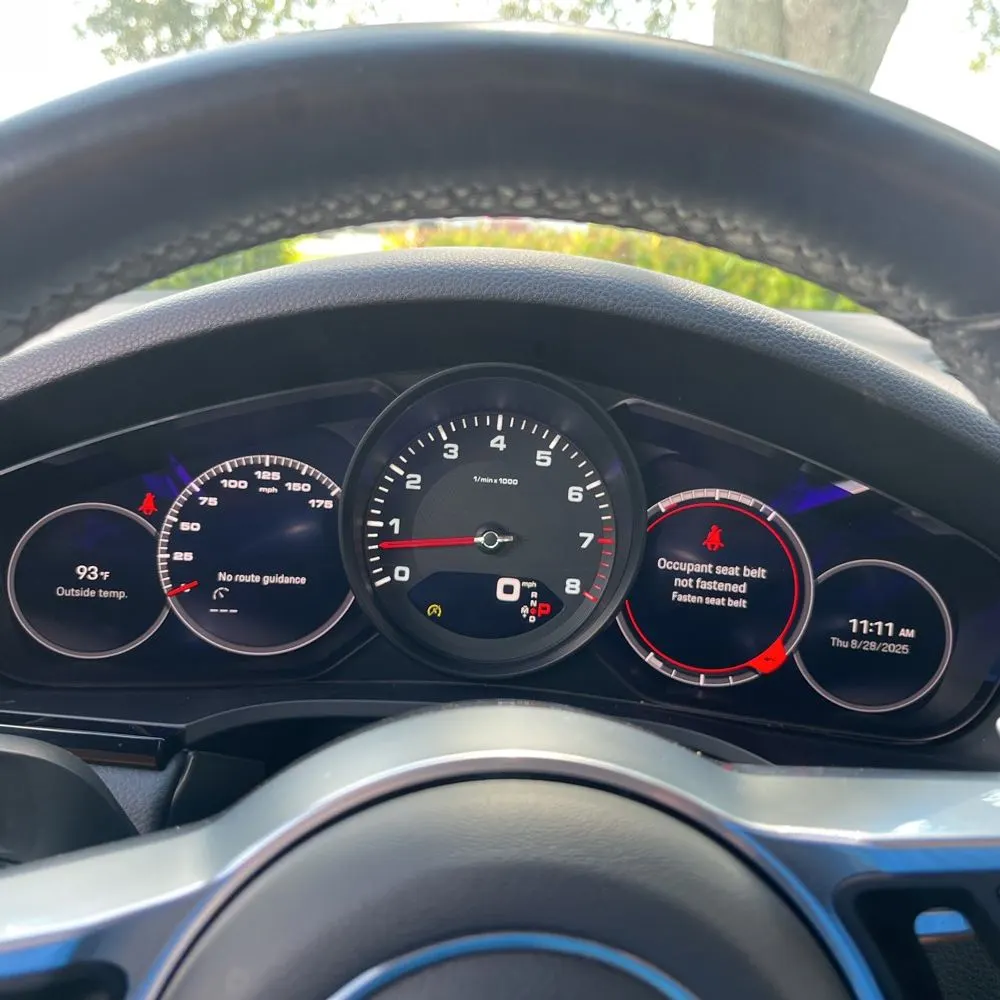 2022 Porsche Cayenne Base
