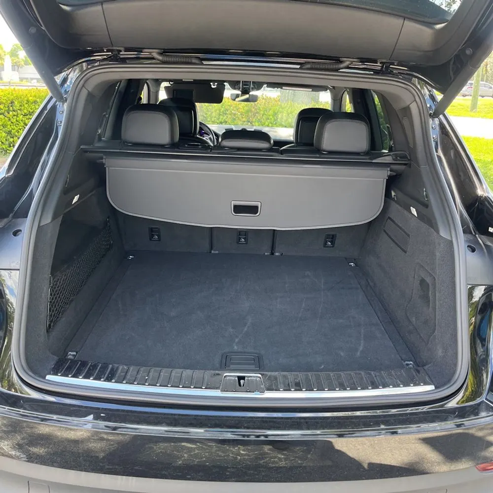 2022 Porsche Cayenne Base