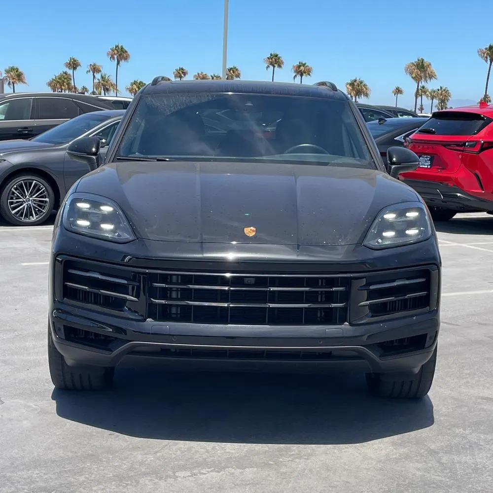 2024 Porsche Cayenne Base