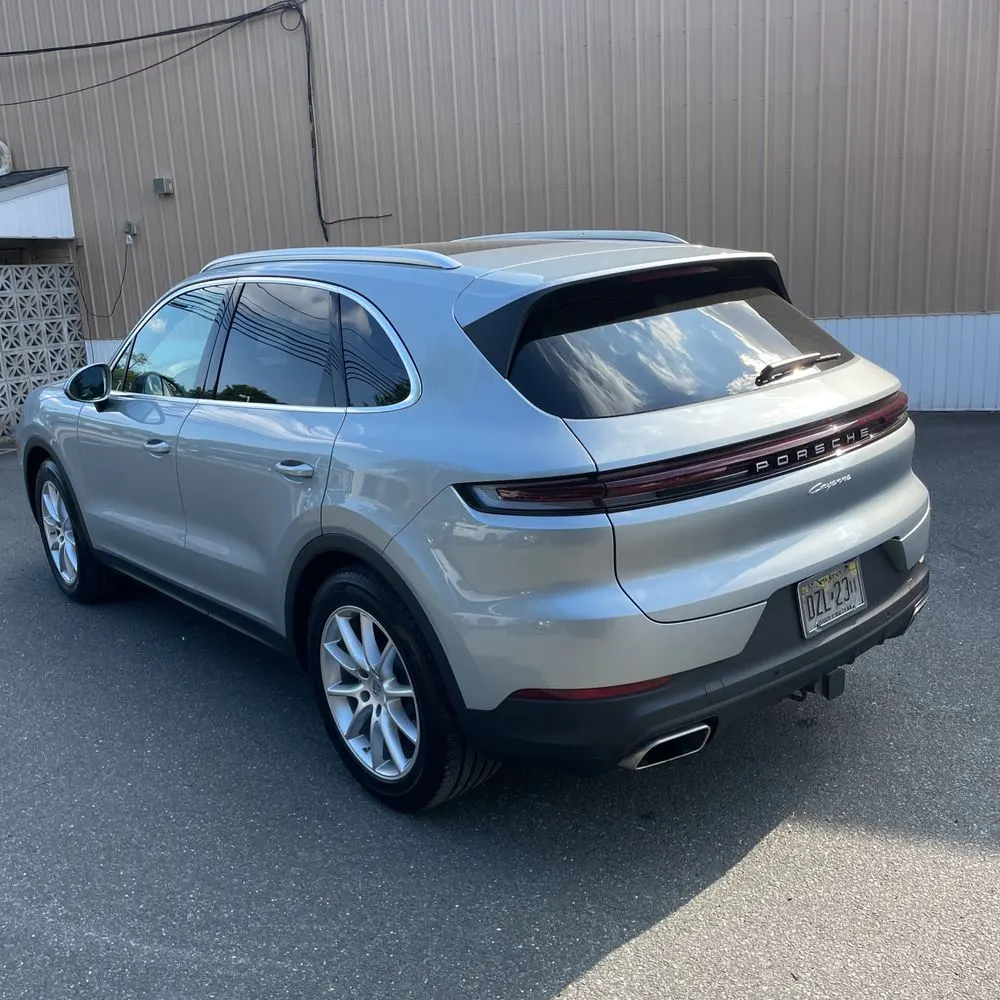 2024 Porsche Cayenne Base