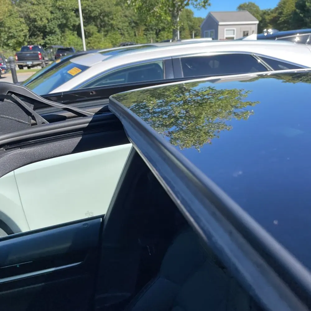 2025 Porsche Macan EV 4