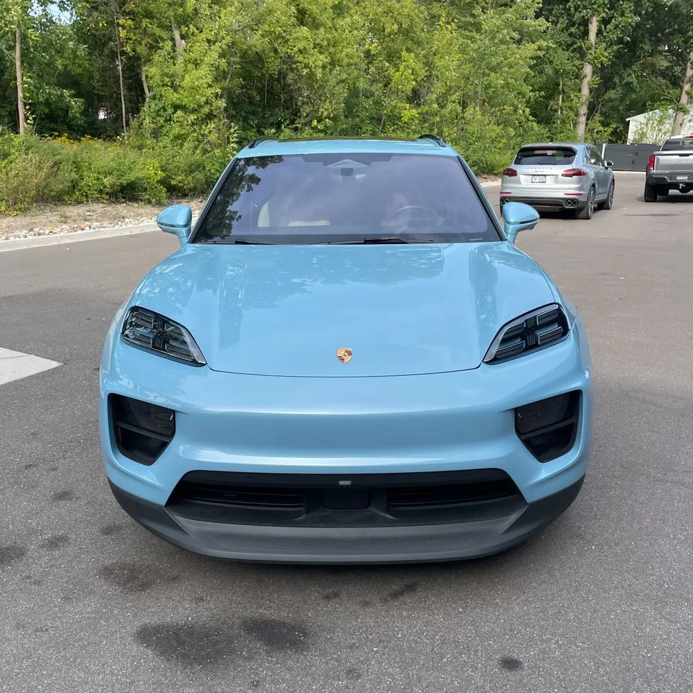 2024 Porsche Macan EV 4