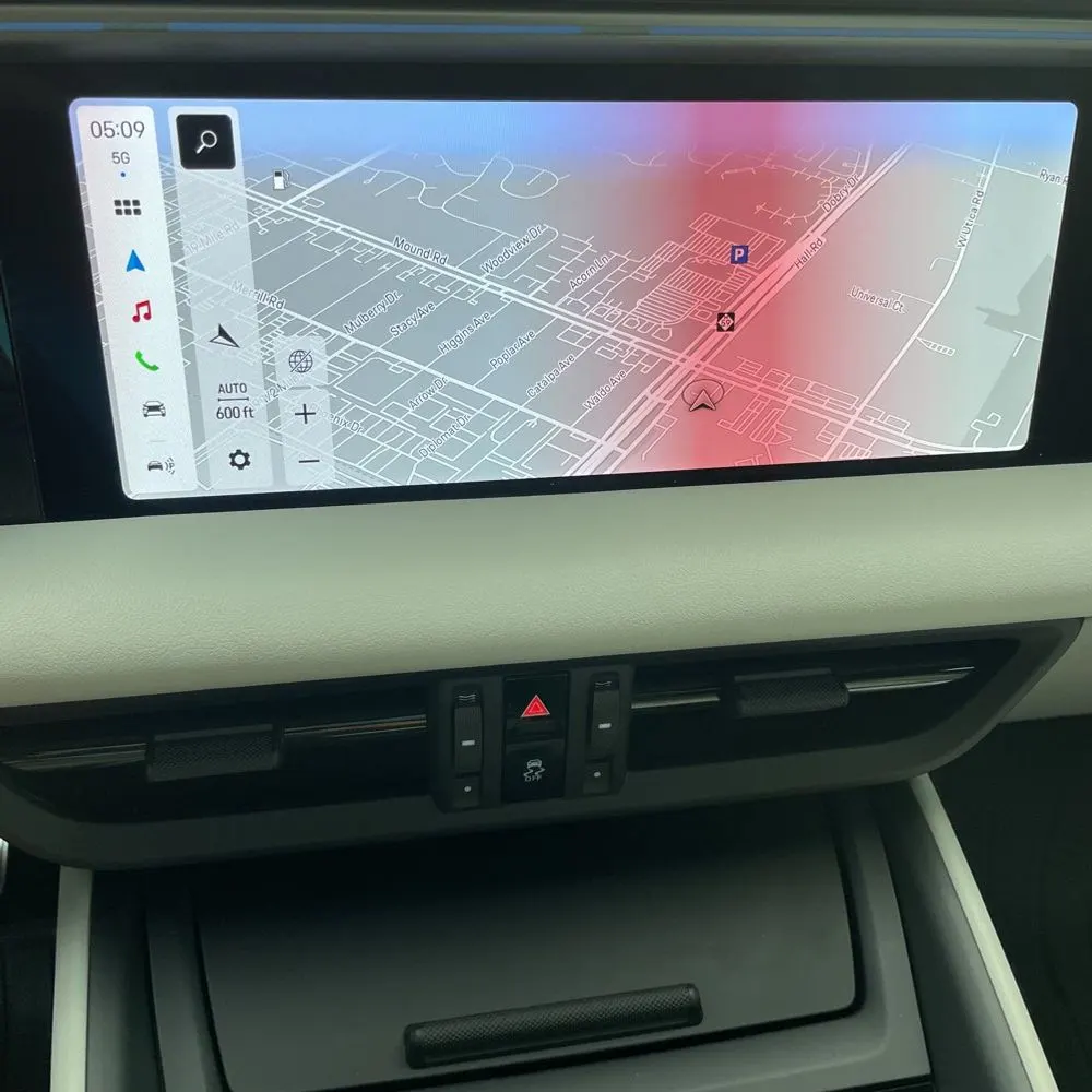 2024 Porsche Macan EV 4
