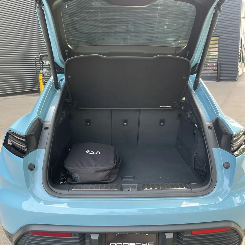 2024 Porsche Macan EV 4
