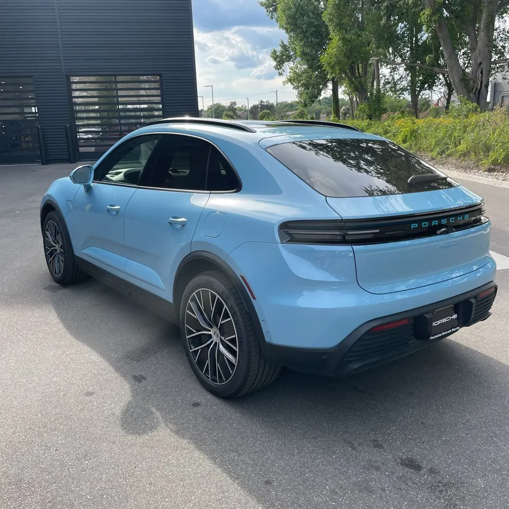 2024 Porsche Macan EV 4