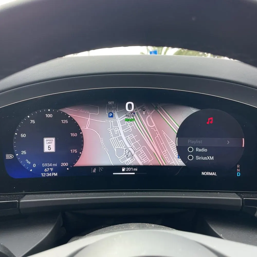 2024 Porsche Macan EV 4