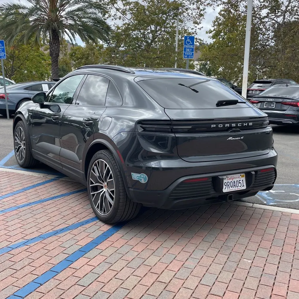 2024 Porsche Macan EV 4