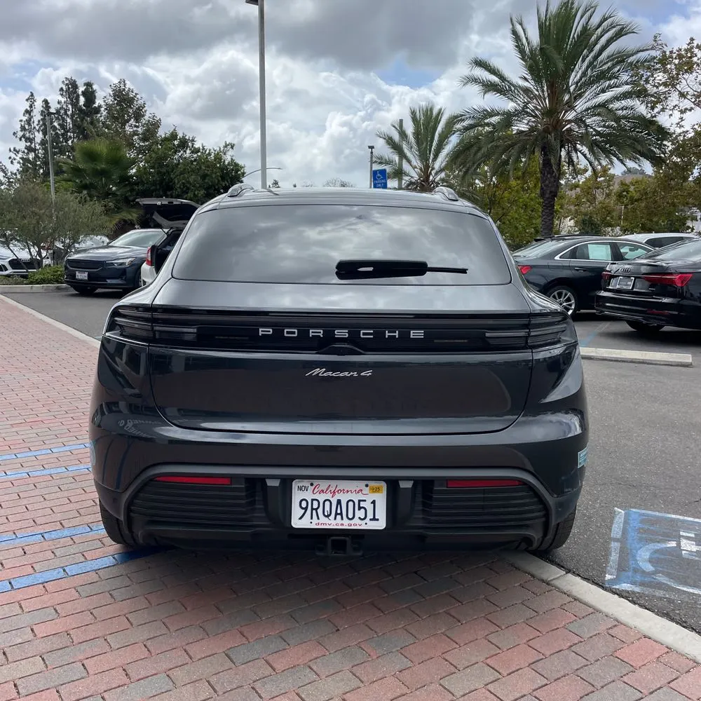 2024 Porsche Macan EV 4