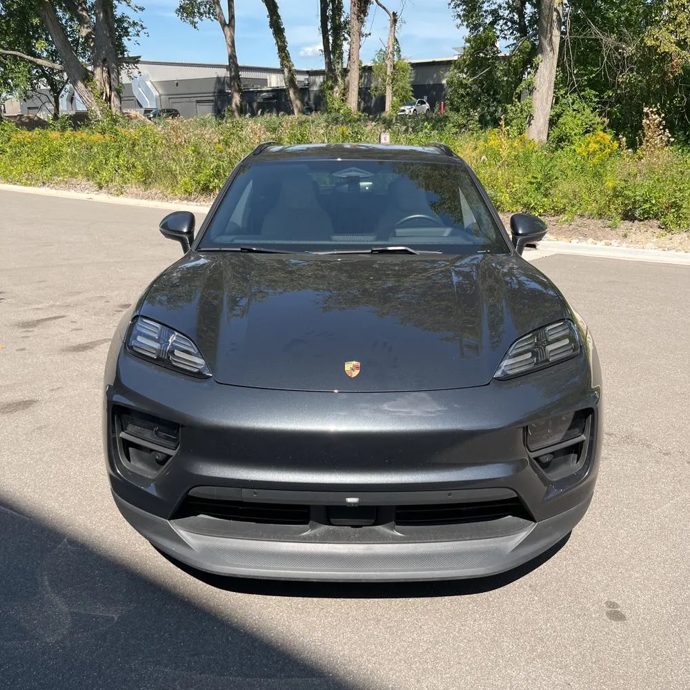2024 Porsche Macan EV 4