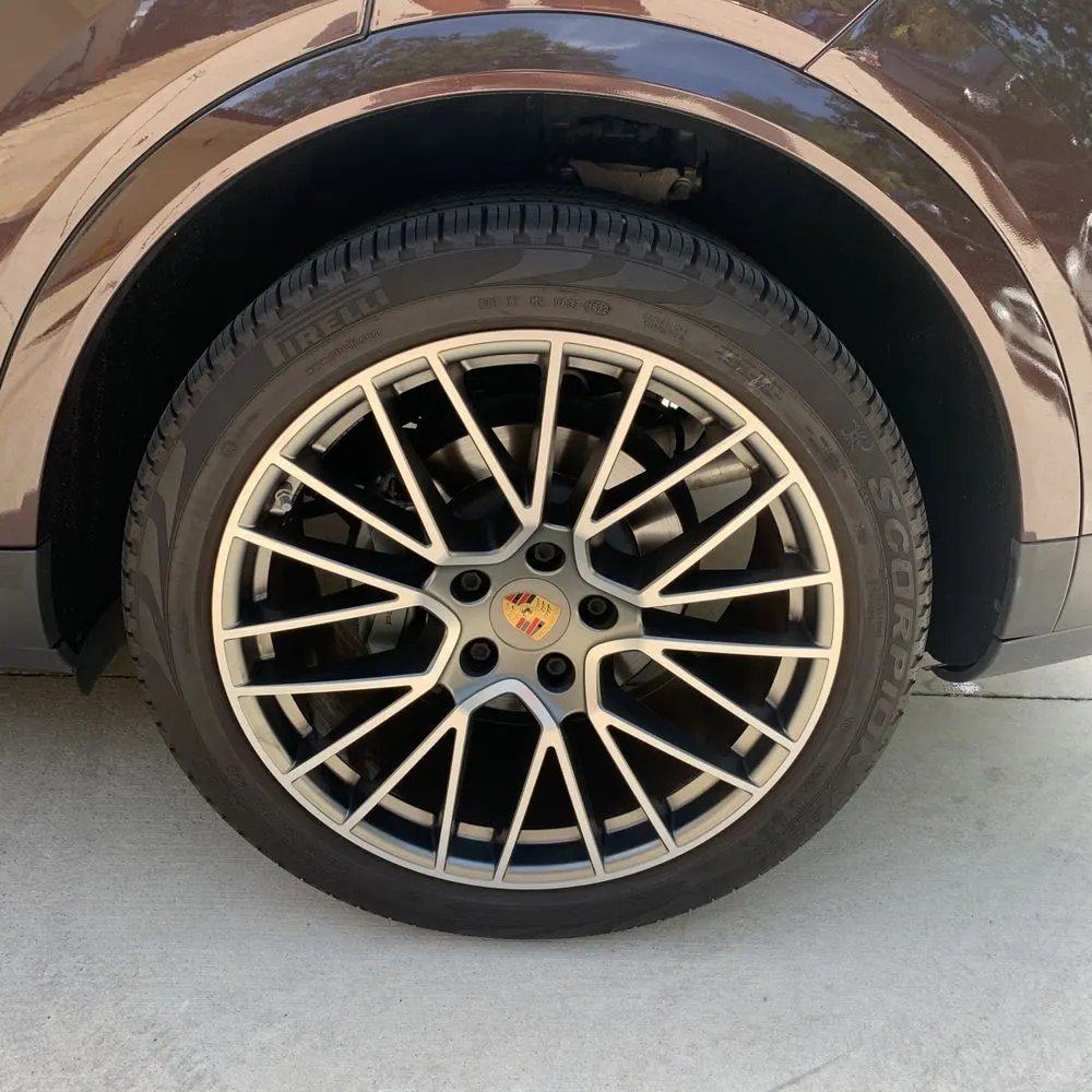 2022 Porsche Cayenne S Platinum Edition