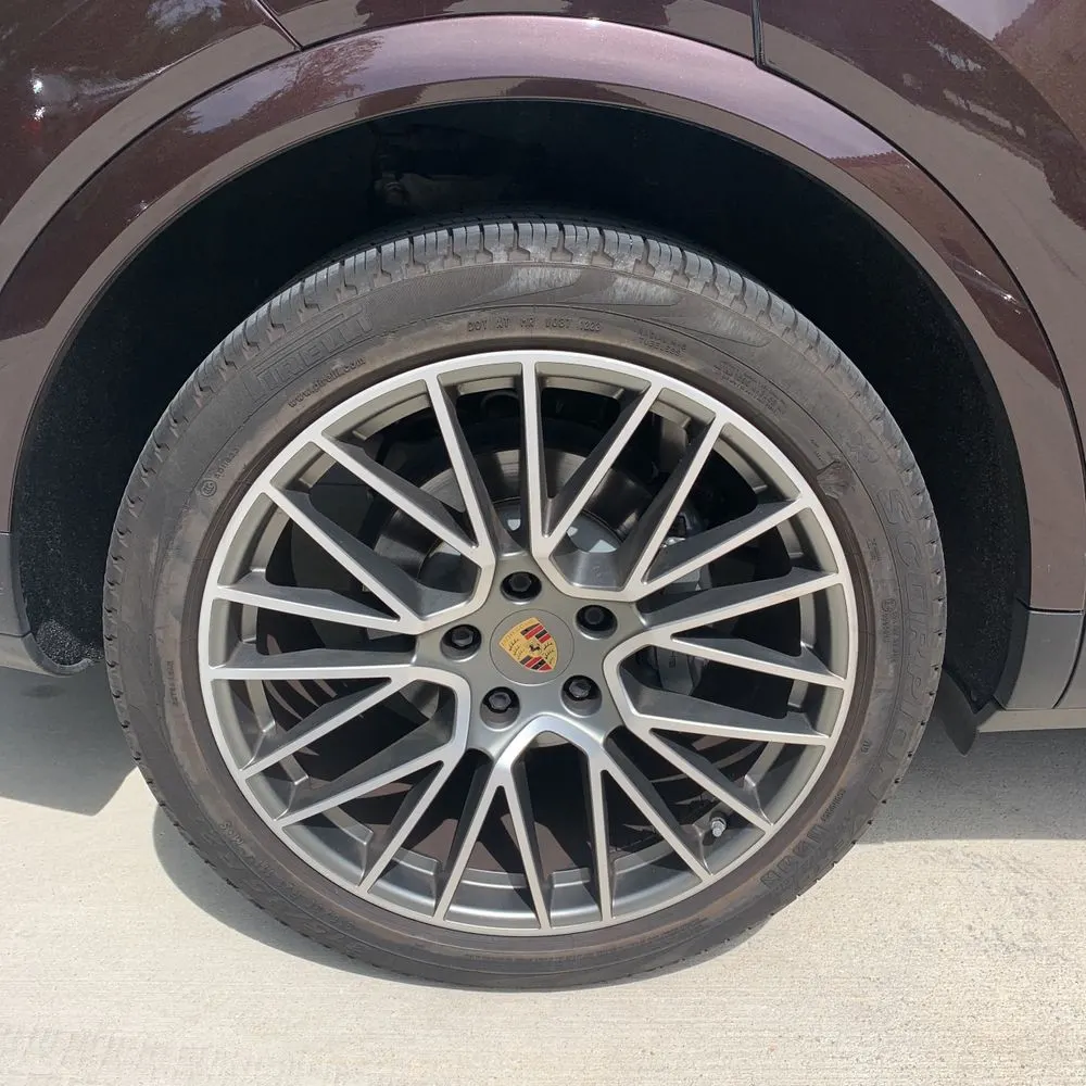 2022 Porsche Cayenne S Platinum Edition