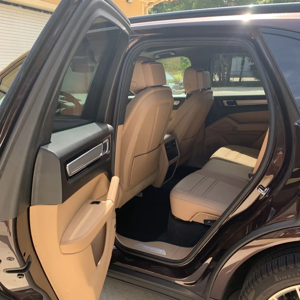 2022 Porsche Cayenne S Platinum Edition