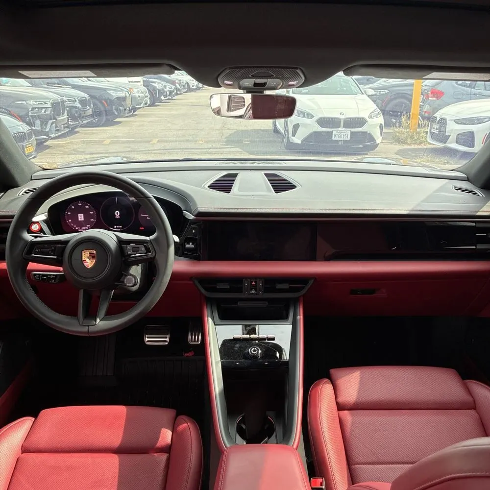 2025 Porsche Macan 4S Electric