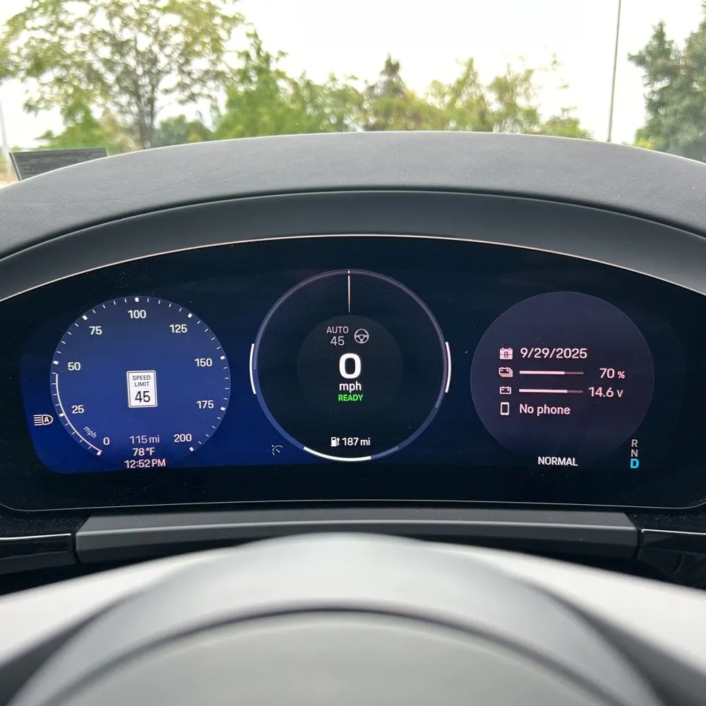 2025 Porsche Macan EV Turbo