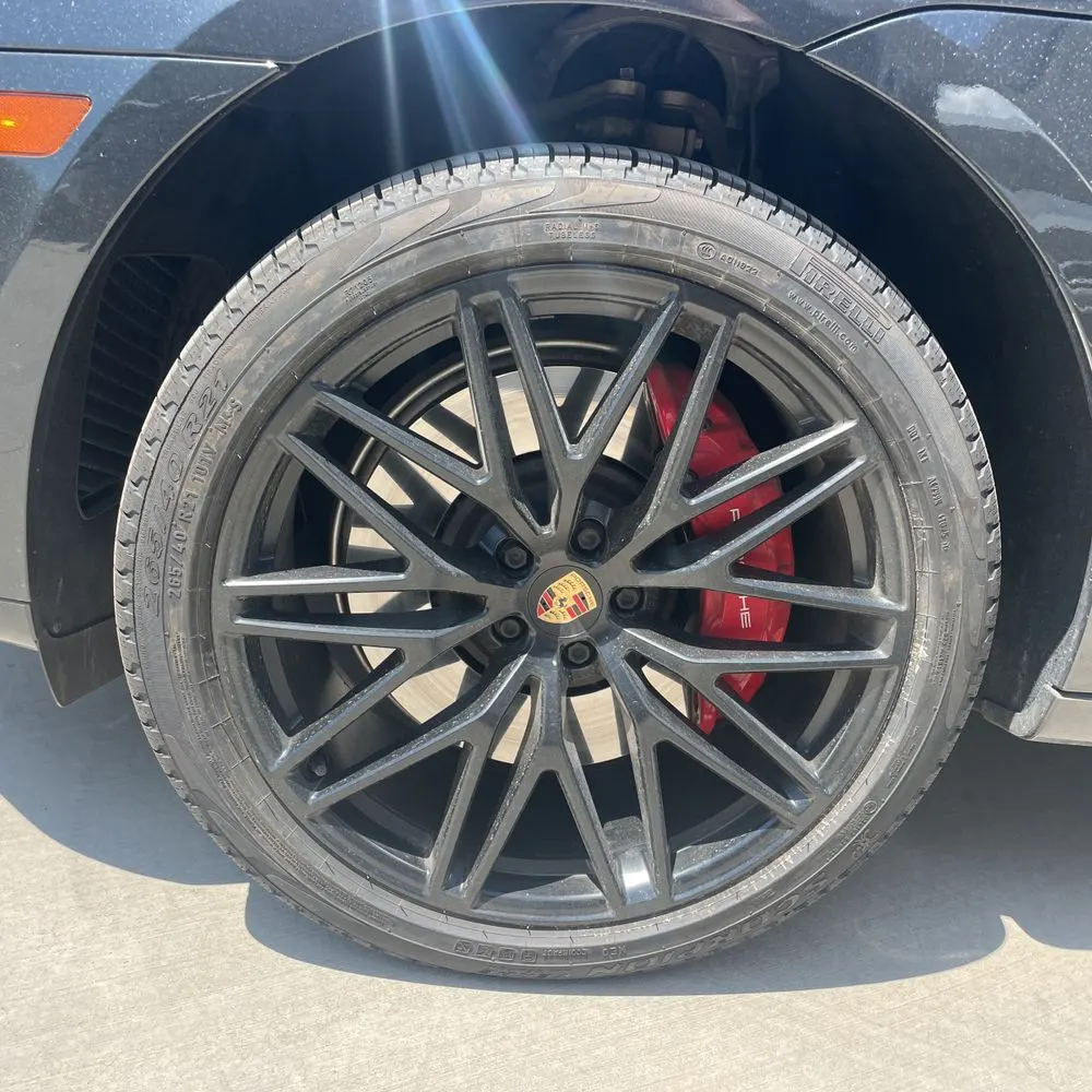 2023 Porsche Macan GTS