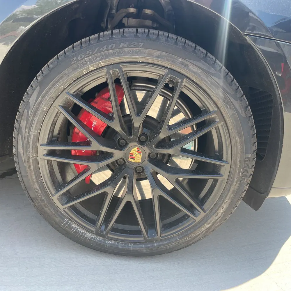 2023 Porsche Macan GTS