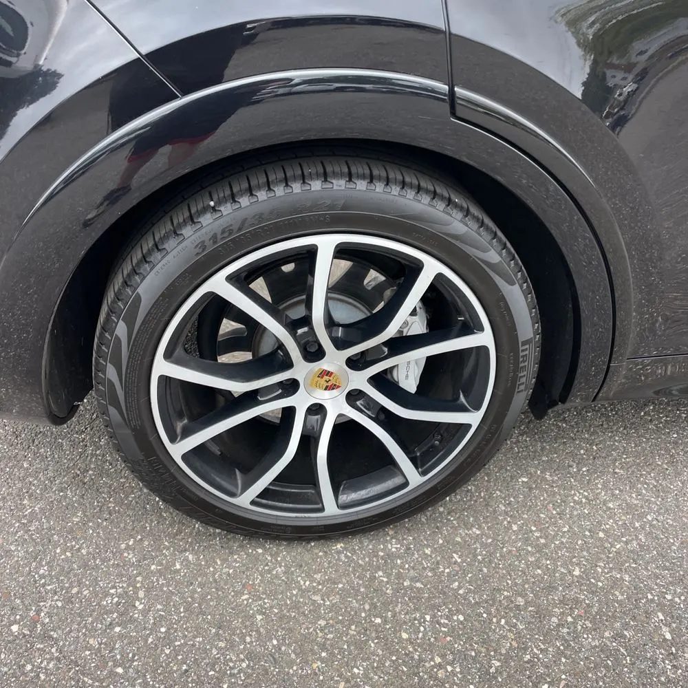 2021 Porsche Cayenne Turbo