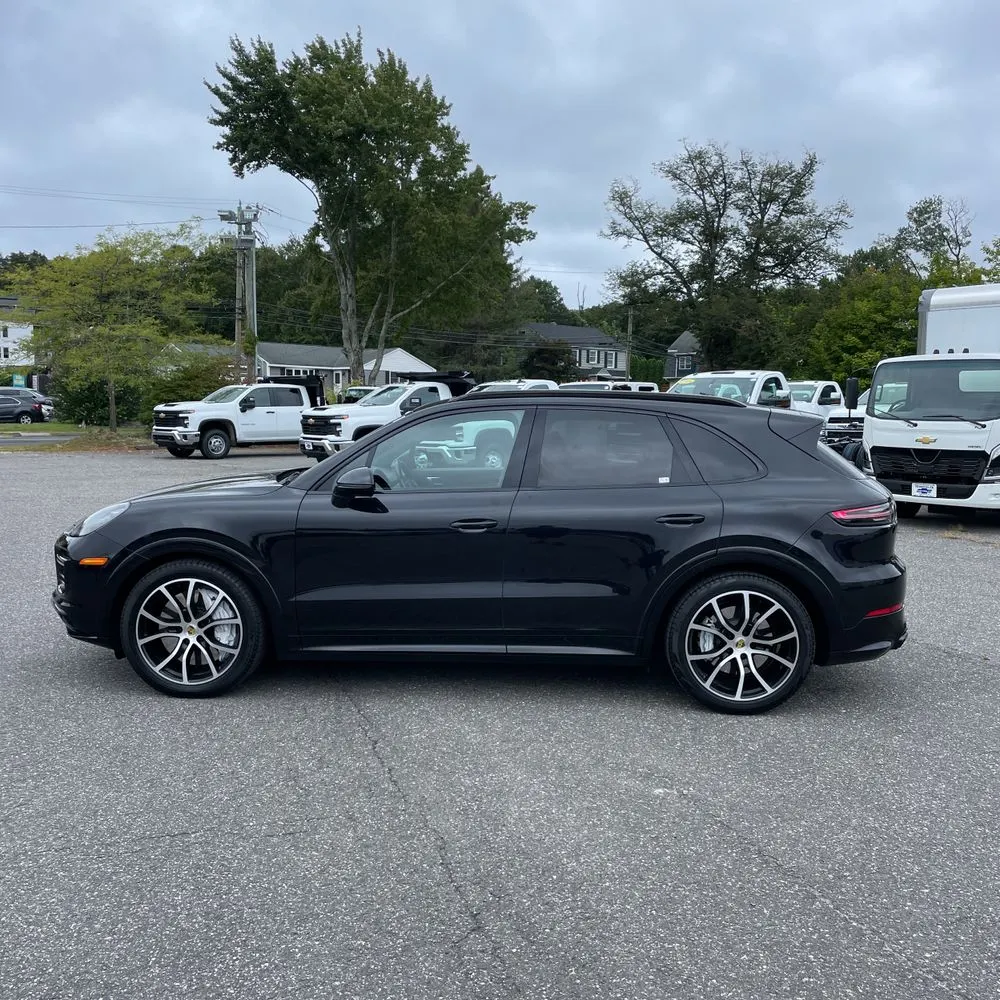 2021 Porsche Cayenne Turbo
