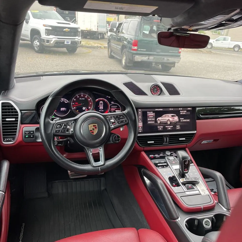 2021 Porsche Cayenne Turbo