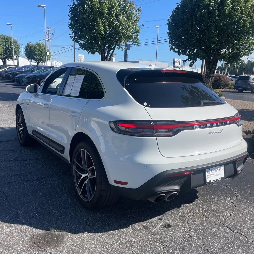 2022 Porsche Macan S