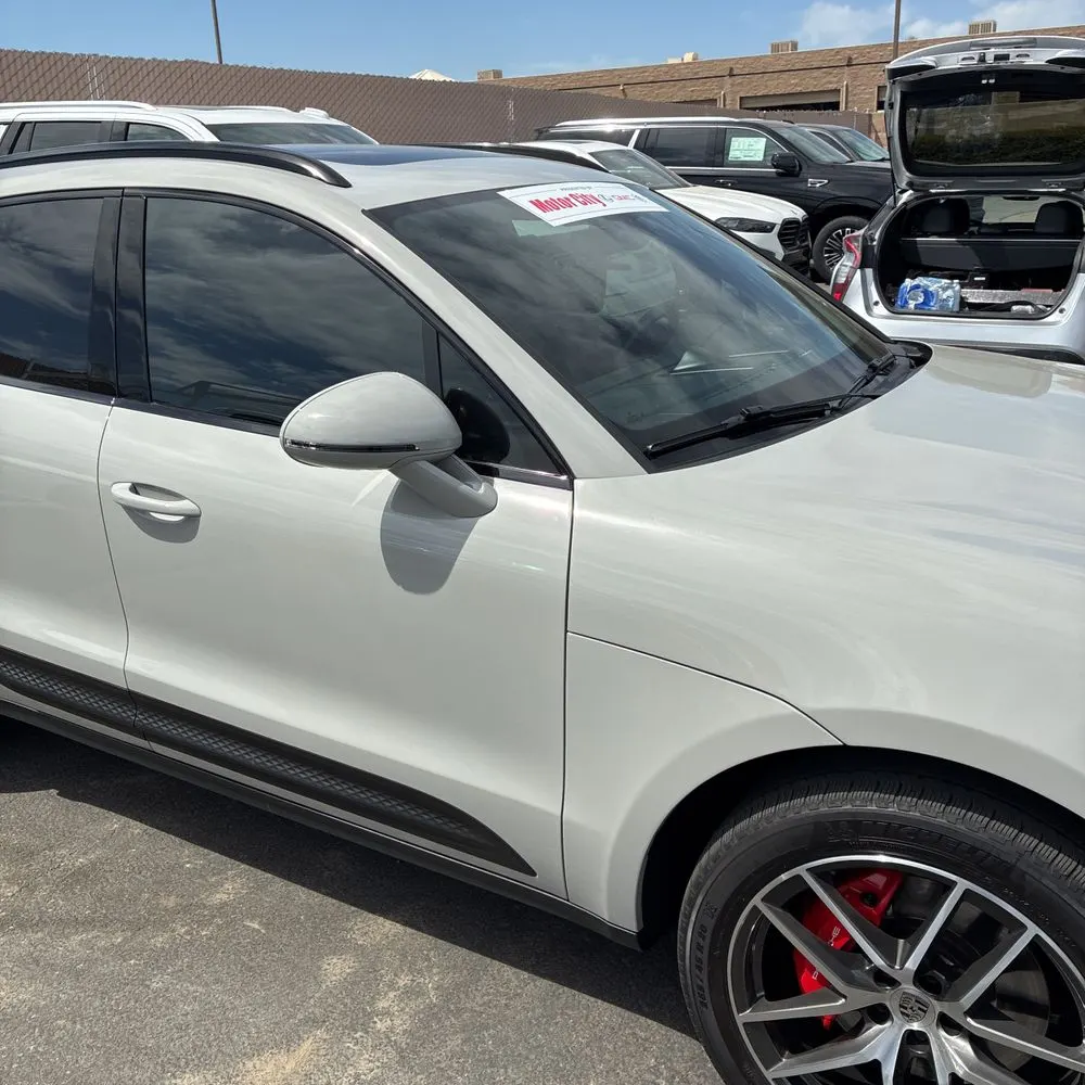 2022 Porsche Macan S