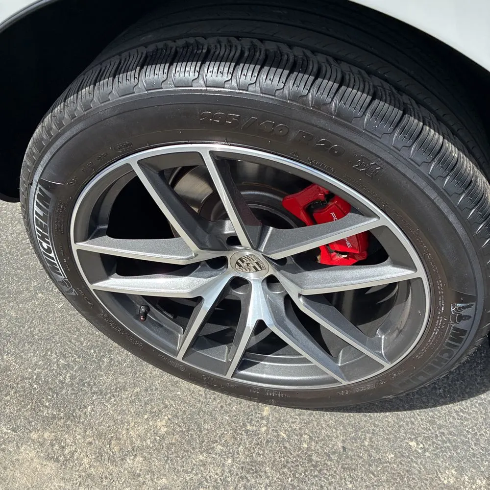 2022 Porsche Macan S