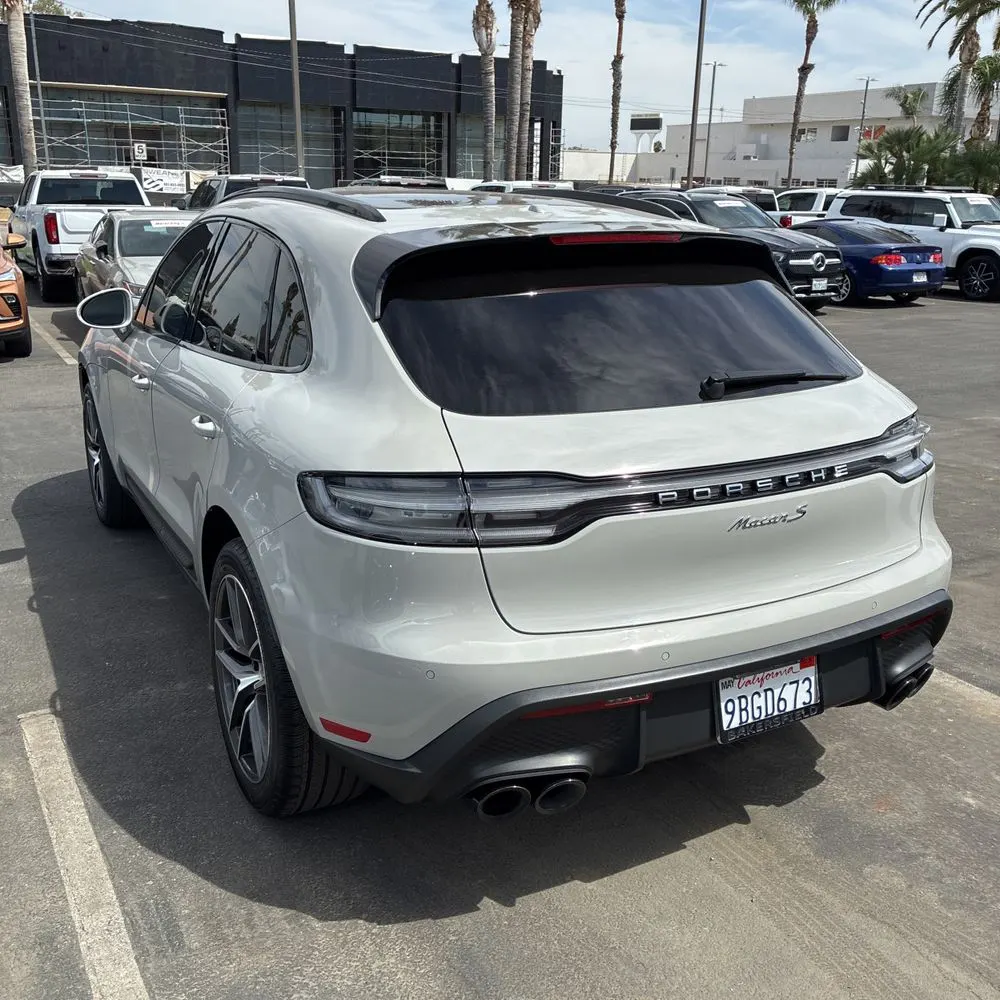 2022 Porsche Macan S