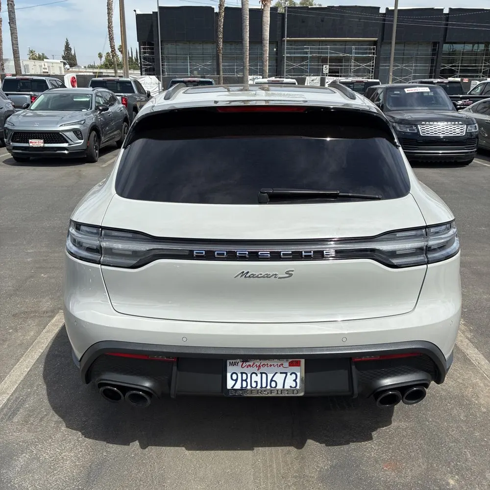 2022 Porsche Macan S
