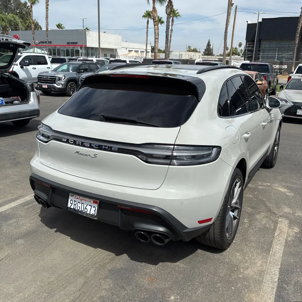2022 Porsche Macan S